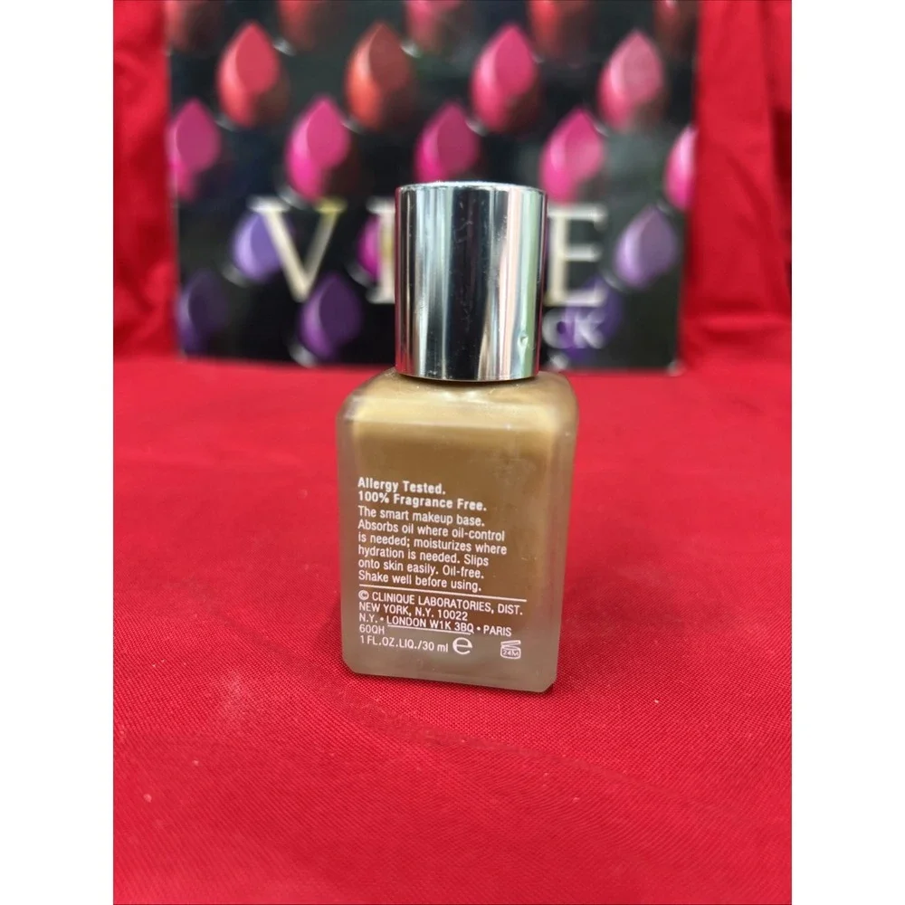 Clinique Superbalanced 1 oz Makeup Foundation  READ DESCRIPTION - No.‎ 15 Golden